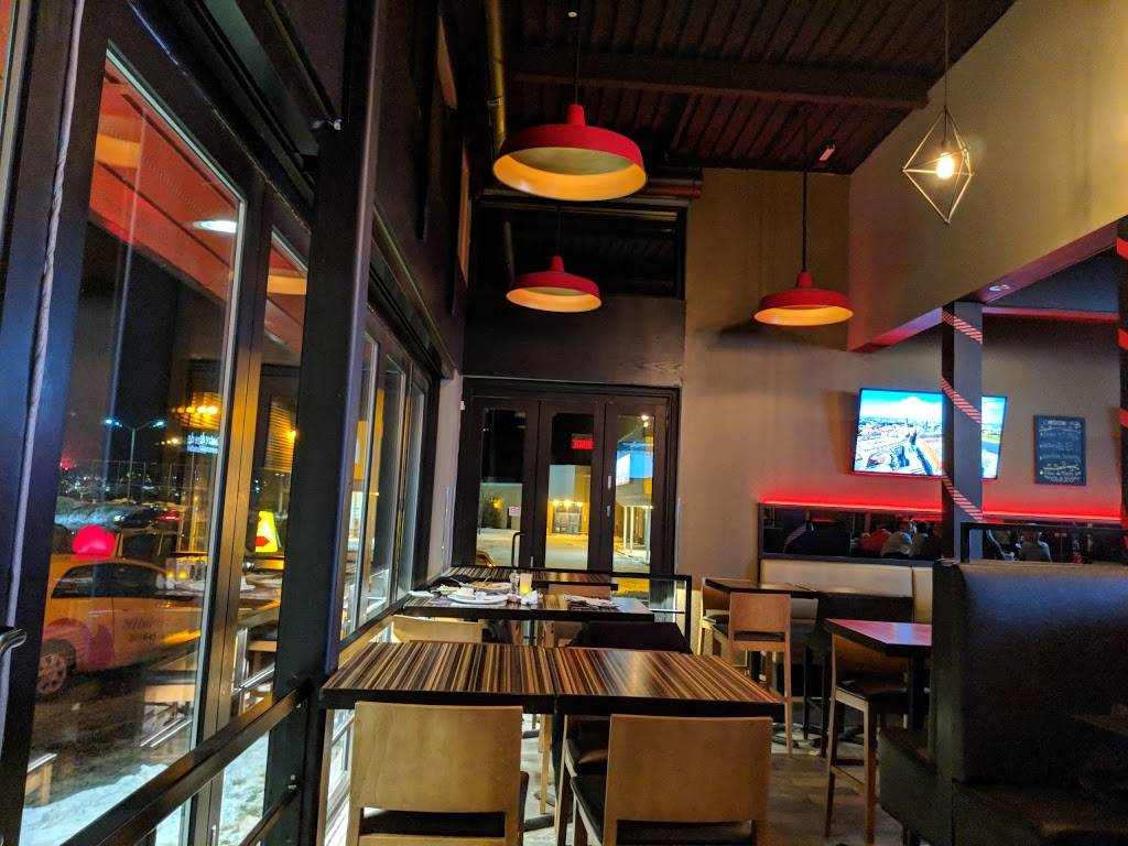 Rôtisserie St-Hubert | restaurant | 357 Boulevard Maloney O, Gatineau, QC J8P 3W1, Canada | 8196434419 OR +1 819-643-4419