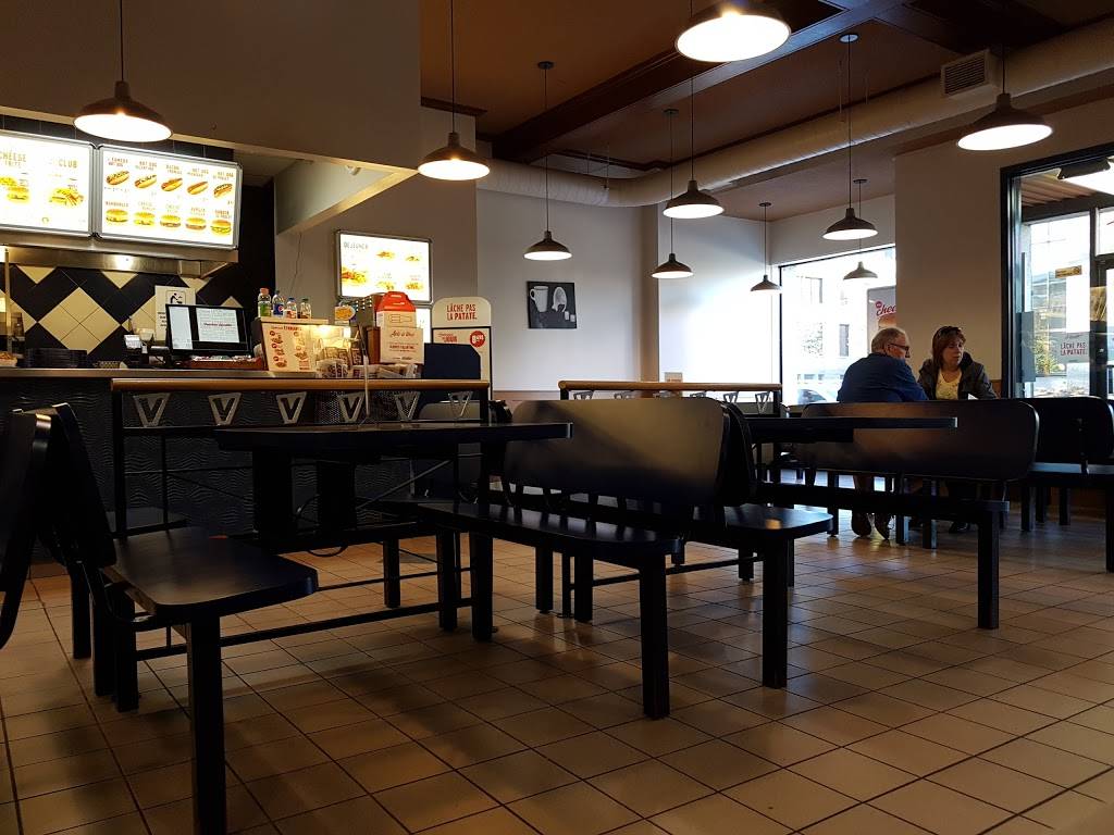 Valentine | restaurant | 70 Rue Principale, Granby, QC J2G 2T4, Canada | 4507775947 OR +1 450-777-5947