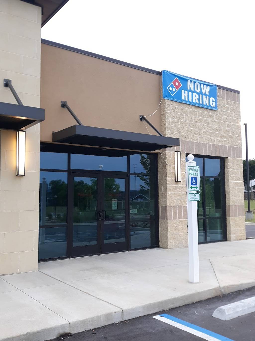 Dominos Pizza | restaurant | 2415 Crossplex Blvd Suit 117, Birmingham, AL 35208, USA | 2054078600 OR +1 205-407-8600