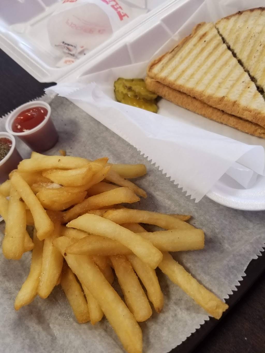 What-A-Burger | restaurant | 1901 Advantage Dr, Prince George, VA 23875, USA | 8048632233 OR +1 804-863-2233