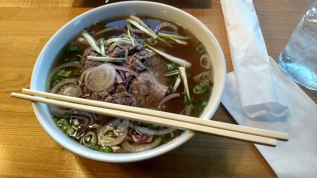 Pho Kitchen Bar & Grill | restaurant | unit 3, 2314, 2900 Baseline Rd, Boulder, CO 80303, USA | 3038723903 OR +1 303-872-3903