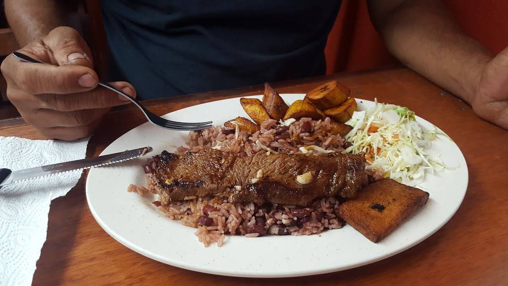 Fritanga Nicaraguense La Carreta | restaurant | 412 N 8th St, South Houston, TX 77587, USA | 7139108226 OR +1 713-910-8226