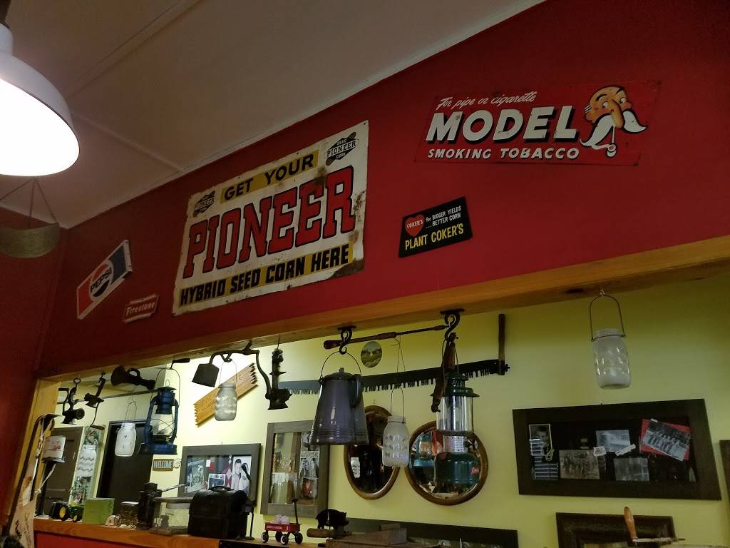 Rocking Pig BBQ Bakery & Catering | bakery | 103 W Dr M L King Jr Dr, Maxton, NC 28364, USA | 9108441093 OR +1 910-844-1093