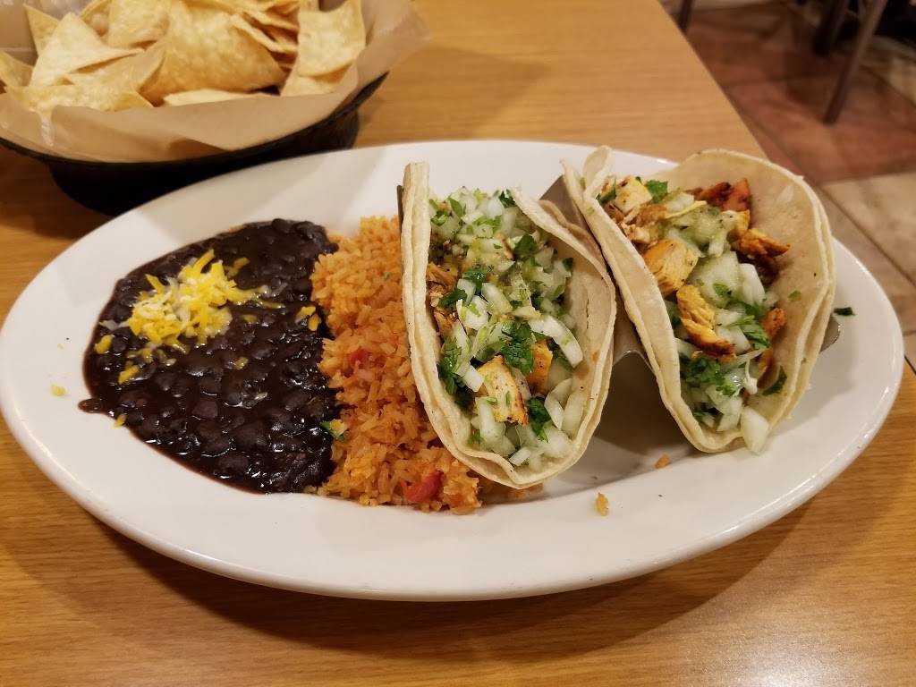 Sharkys | restaurant | 6725 Quail Hill Pkwy, Irvine, CA 92603, USA | 9498561300 OR +1 949-856-1300