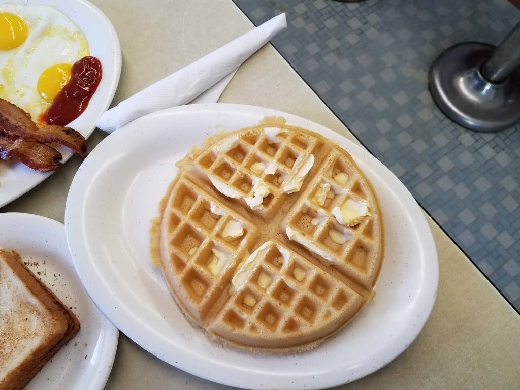 Franks Grill | restaurant | 4702 Telephone Rd, Houston, TX 77087, USA | 7136493296 OR +1 713-649-3296