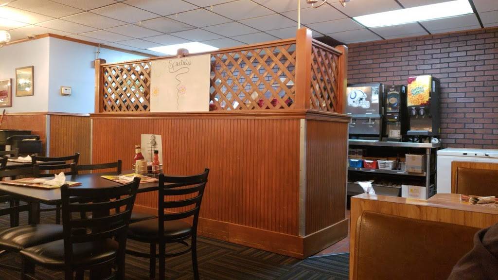 Continental Grill Family Restraunt | meal takeaway | 3815 W Washington St, Indianapolis, IN 46241, USA | 3172414867 OR +1 317-241-4867