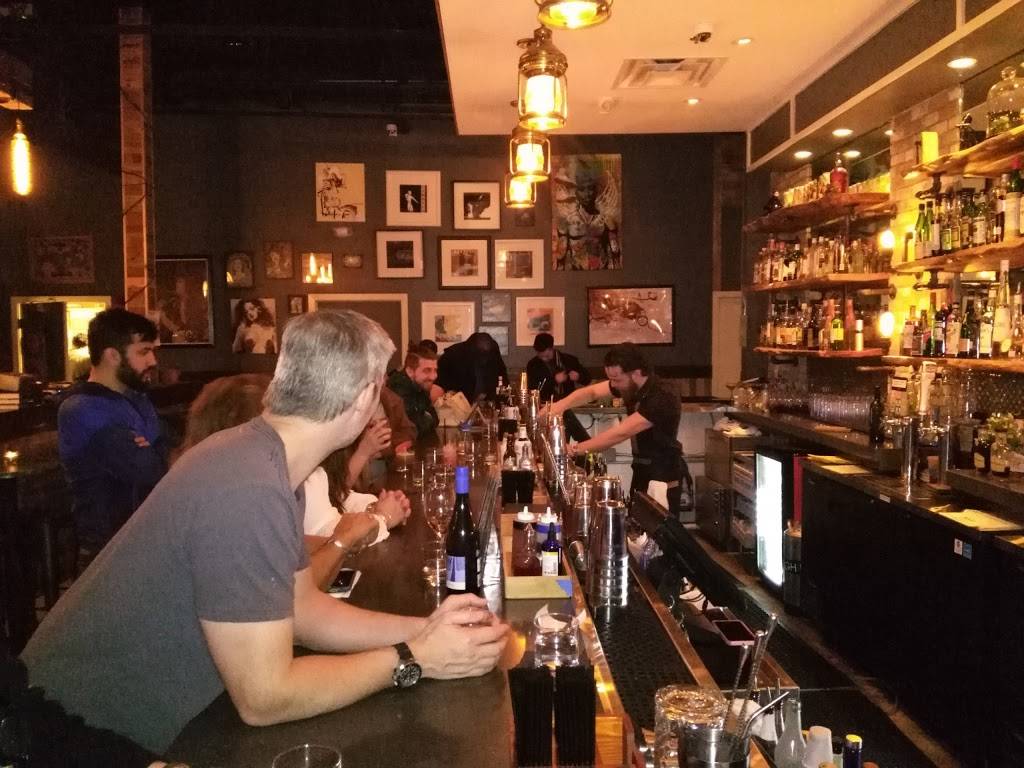 Hughies Cocktail Bar | restaurant | 4721 N Main St Suite B, Houston, TX 77009, USA | 2818889415 OR +1 281-888-9415