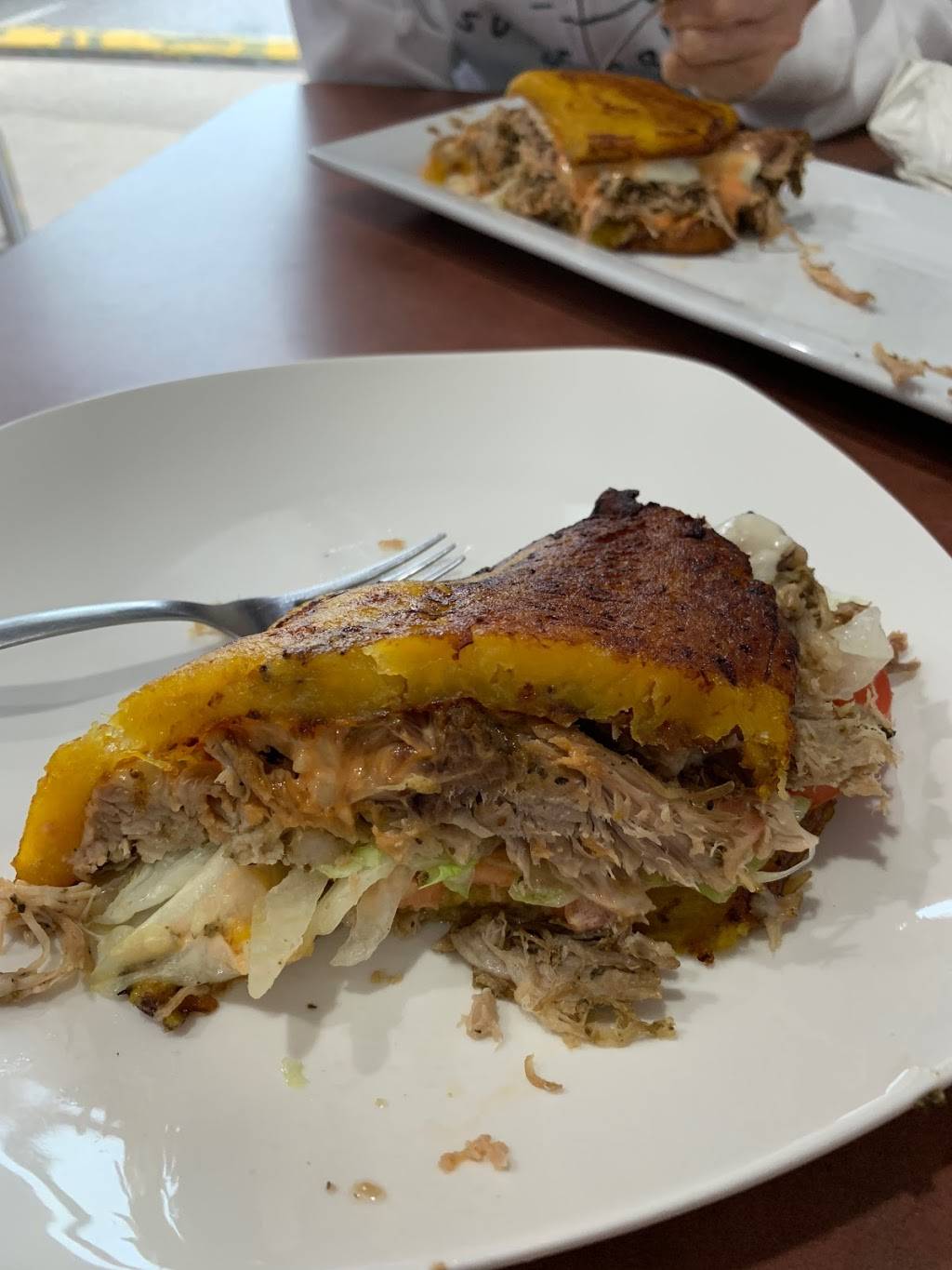 La Yaroa Tropical Restaurant | restaurant | 186 Thalia Village Shoppes, Virginia Beach, VA 23452, USA | 7577553200 OR +1 757-755-3200