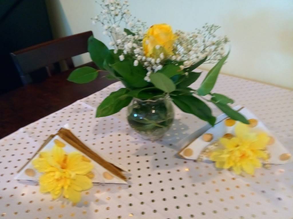 Cucas Restaurant | restaurant | 7722 Serapis Ave, Pico Rivera, CA 90660, USA | 5629490216 OR +1 562-949-0216