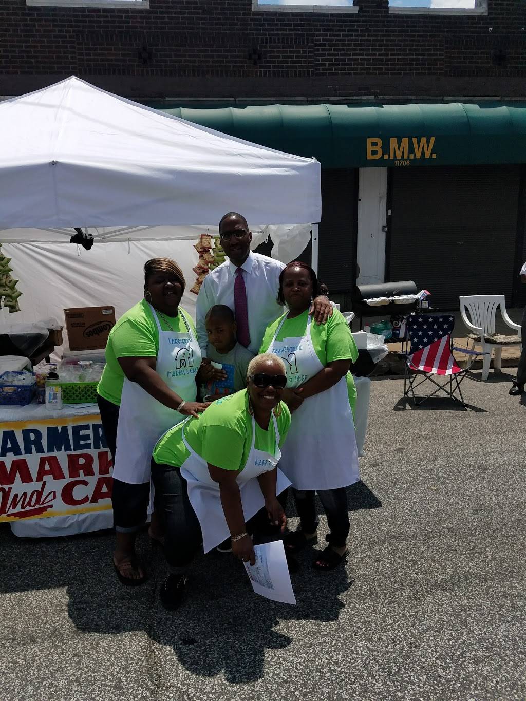 China One | restaurant | 11708 Buckeye Rd, Cleveland, OH 44120, USA | 2169912222 OR +1 216-991-2222