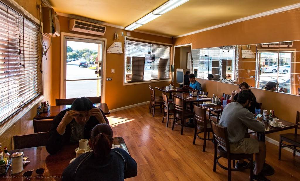 Honey Bees House of Breakfast | restaurant | 4715 W Adams Blvd, Los Angeles, CA 90016, USA | 3237317203 OR +1 323-731-7203