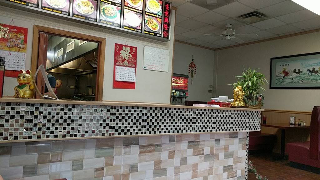 China Palace Restaurant | restaurant | 3719, 1930 Edwards Lake Rd # 122, Birmingham, AL 35235, USA | 2056557889 OR +1 205-655-7889