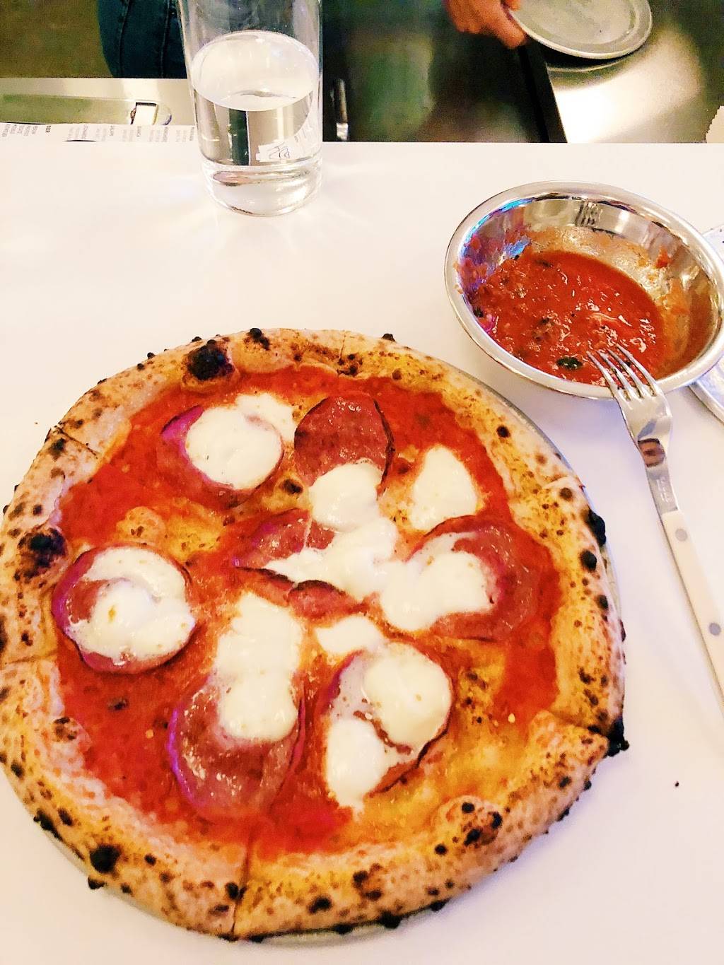 Harlows Pizza | restaurant | 14319 Madison Ave, Lakewood, OH 44107, USA | 2167126502 OR +1 216-712-6502