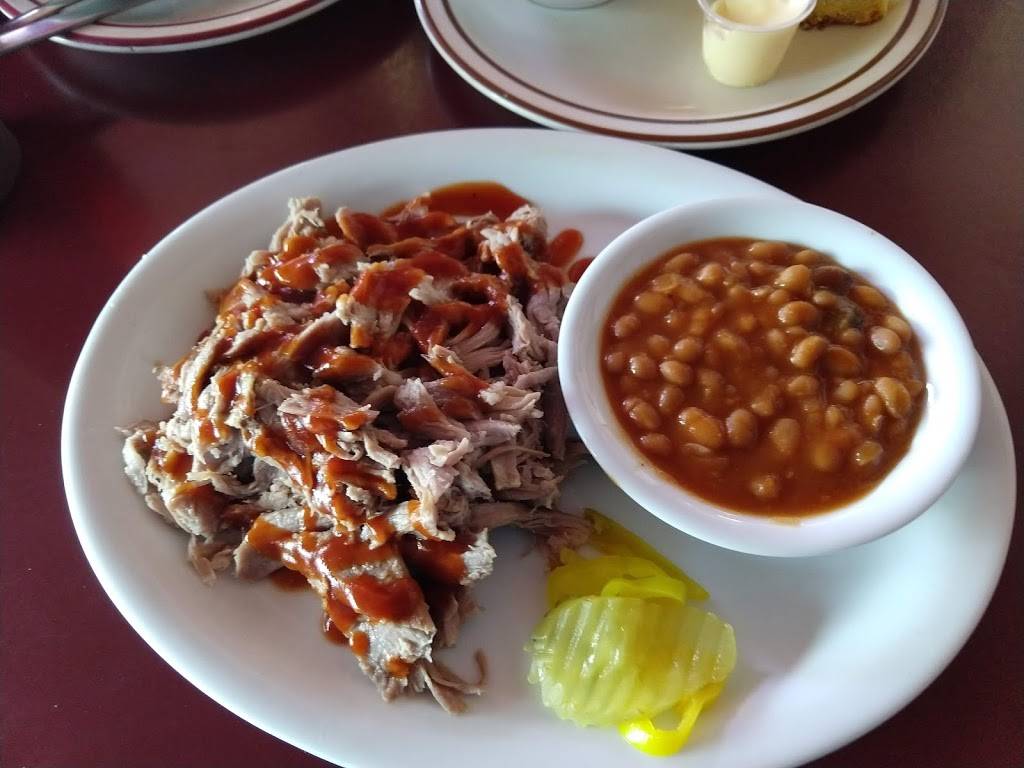 St Francis BBQ | restaurant | 4952 Verdugo Way, Camarillo, CA 93012, USA | 8053889555 OR +1 805-388-9555