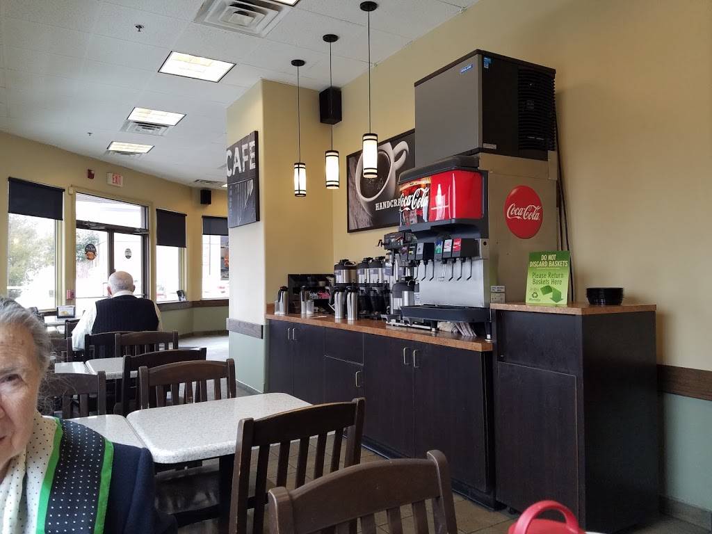 Manhattan Bagel | cafe | 1456 Ferry Rd, Doylestown, PA 18901, USA | 2153481669 OR +1 215-348-1669