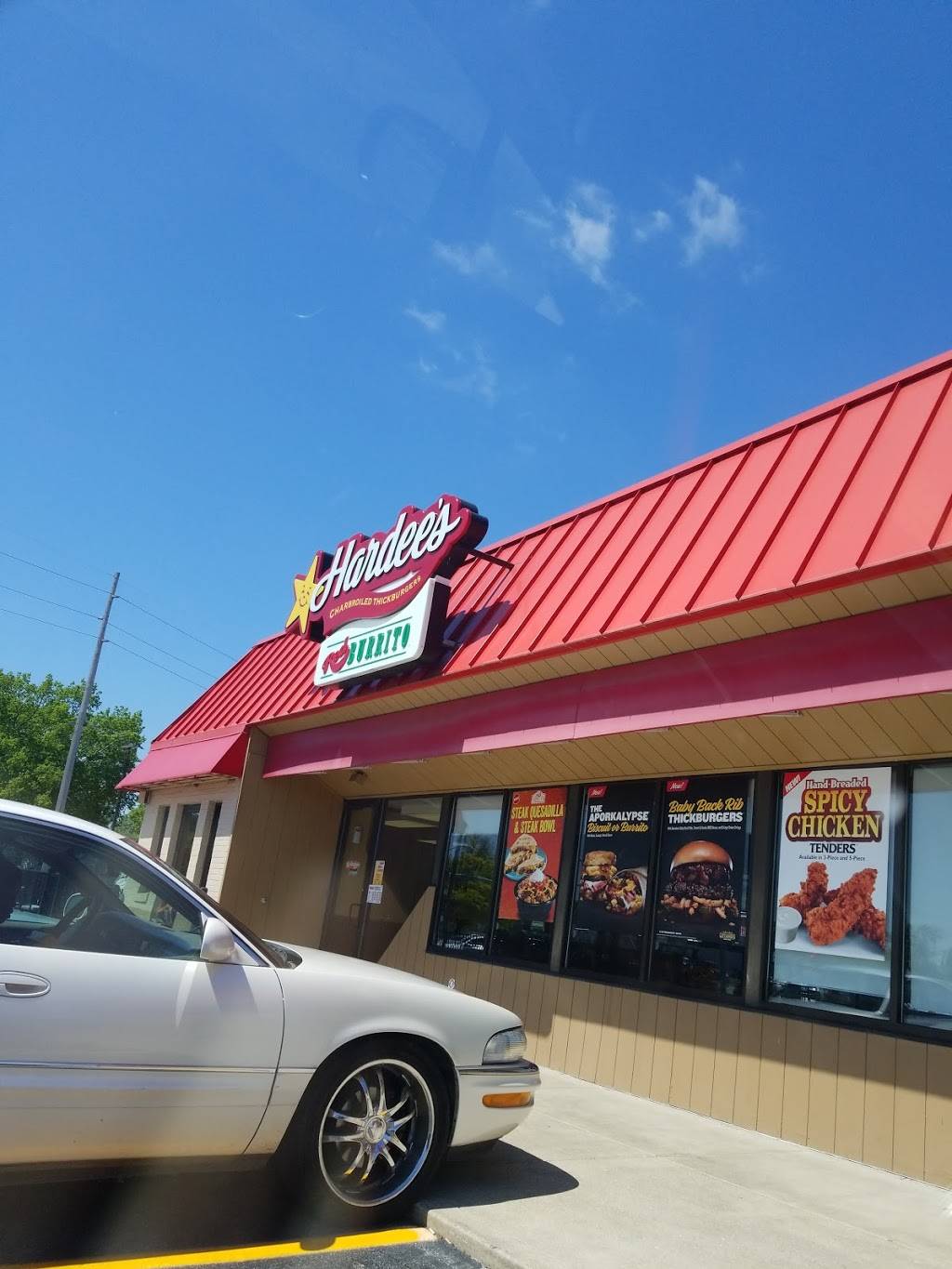 Hardees | restaurant | 1099 E Edwardsville Rd, Wood River, IL 62095, USA | 6182581224 OR +1 618-258-1224