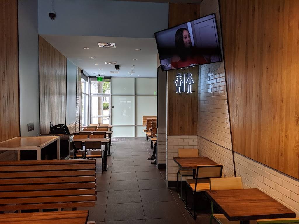 Shake Shack | restaurant | 4786 Admiralty Way, Marina Del Rey, CA 90292, USA | 2136183241 OR +1 213-618-3241