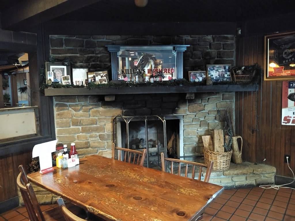 Whiskey River BBQ | restaurant | 7690 9502, IN-144, Martinsville, IN 46151, USA | 3174221601 OR +1 317-422-1601