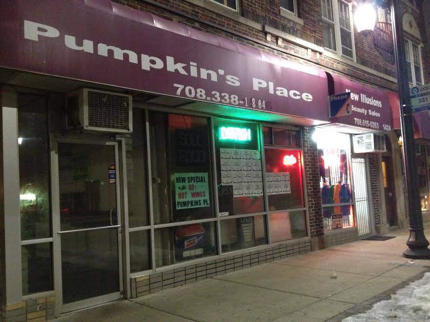 Pumpkins Place | restaurant | 1426 S 5th Ave, Maywood, IL 60153, USA | 7084838391 OR +1 708-483-8391