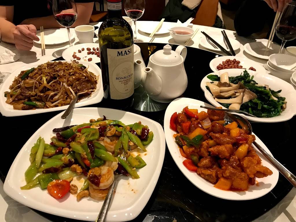 Fisherman Lobster King | restaurant | 2900 Warden Ave, Scarborough, ON M1W 2S8, Canada | 4167567273 OR +1 416-756-7273