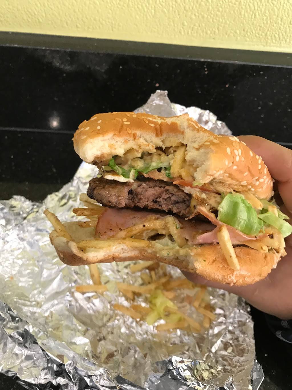 Papasitos Kitchen | restaurant | 7575 W 36th Ave, Hialeah, FL 33018, USA | 7865770505 OR +1 786-577-0505