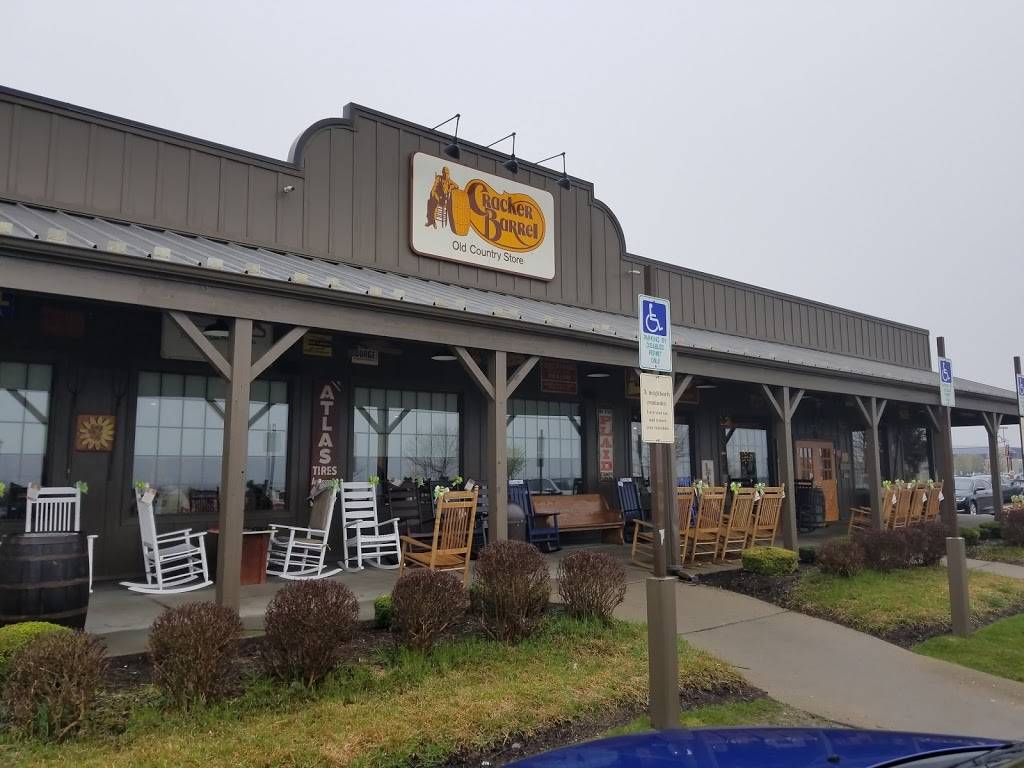 Cracker Barrel Old Country Store | restaurant | 40 Cassady Ave, Danville, KY 40422, USA | 8599367792 OR +1 859-936-7792