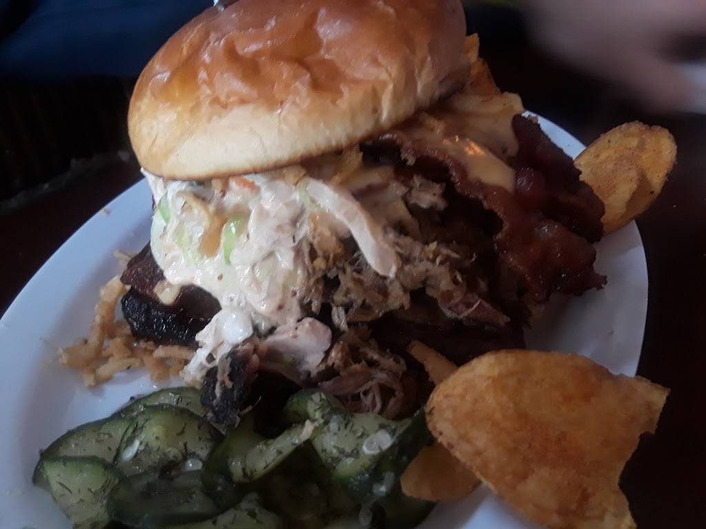 Redbar | restaurant | 2245 E St Francis Ave, St Francis, WI 53235, USA | 4142128470 OR +1 414-212-8470