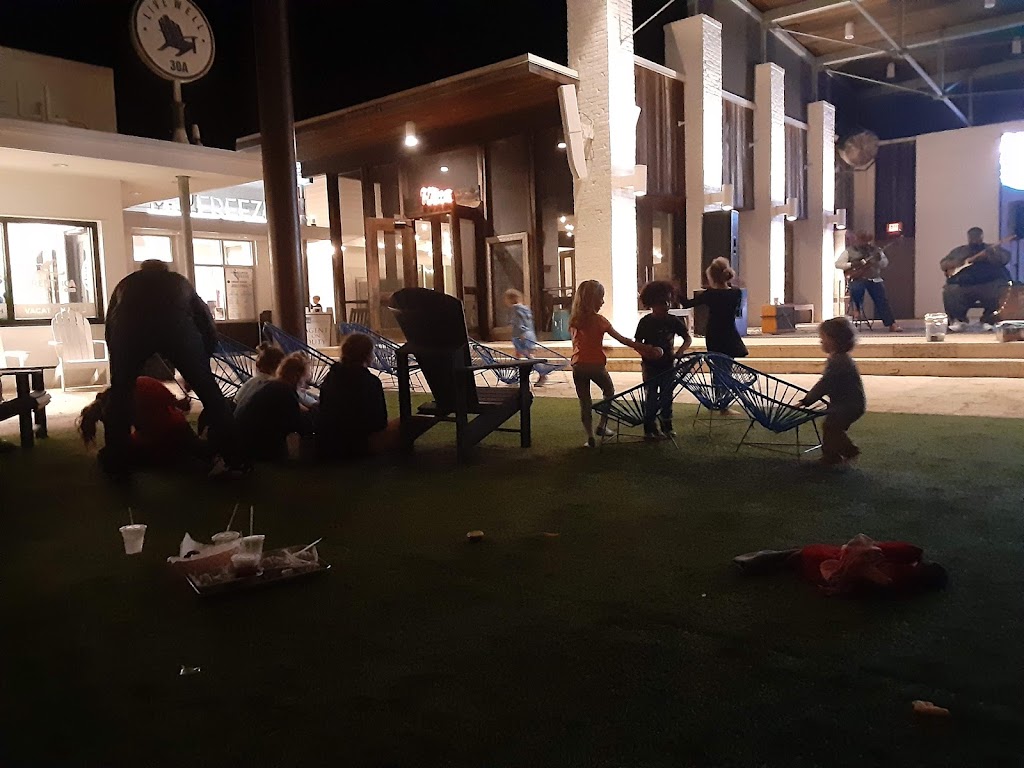 The Hub | restaurant | 7000 E County Hwy 30A, Watersound, FL 32461, USA | 8502130782 OR +1 850-213-0782