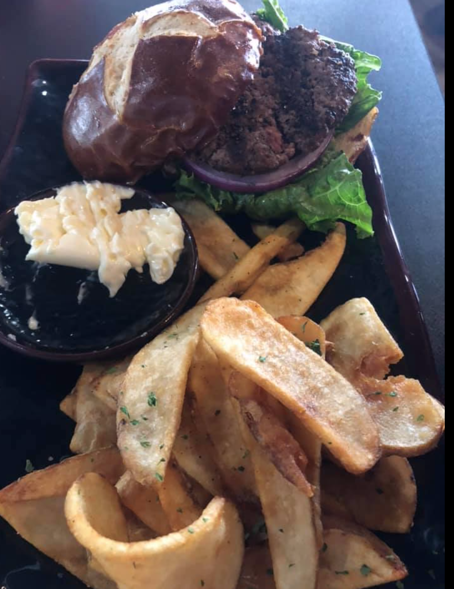 MF Jones | restaurant | 9680 Hixson Pike, Soddy-Daisy, TN 37379, USA | 4235417287 OR +1 423-541-7287