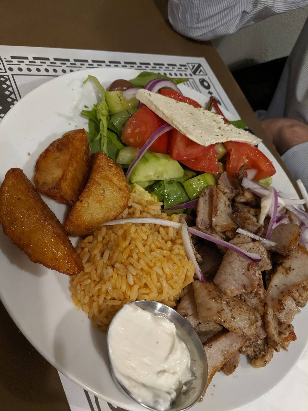 Olive & Citron | restaurant | 5508 Av de Monkland, Montréal, QC H4A 1C7, Canada | 5145487404 OR +1 514-548-7404