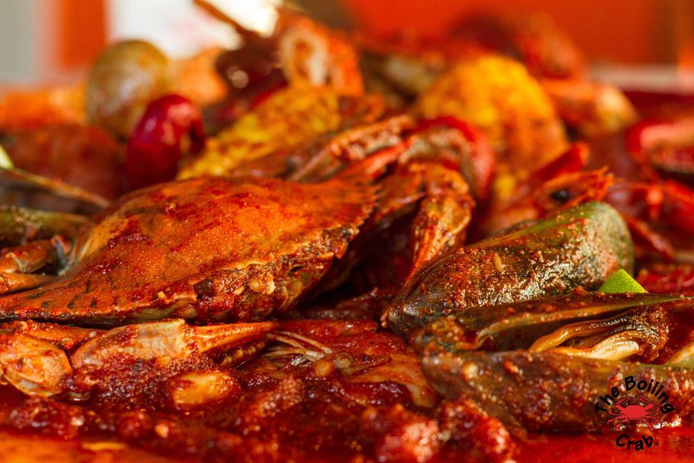 The Boiling Crab | restaurant | 23397 Mulholland Dr, Woodland Hills, CA 91364, USA | 7479008353 OR +1 747-900-8353