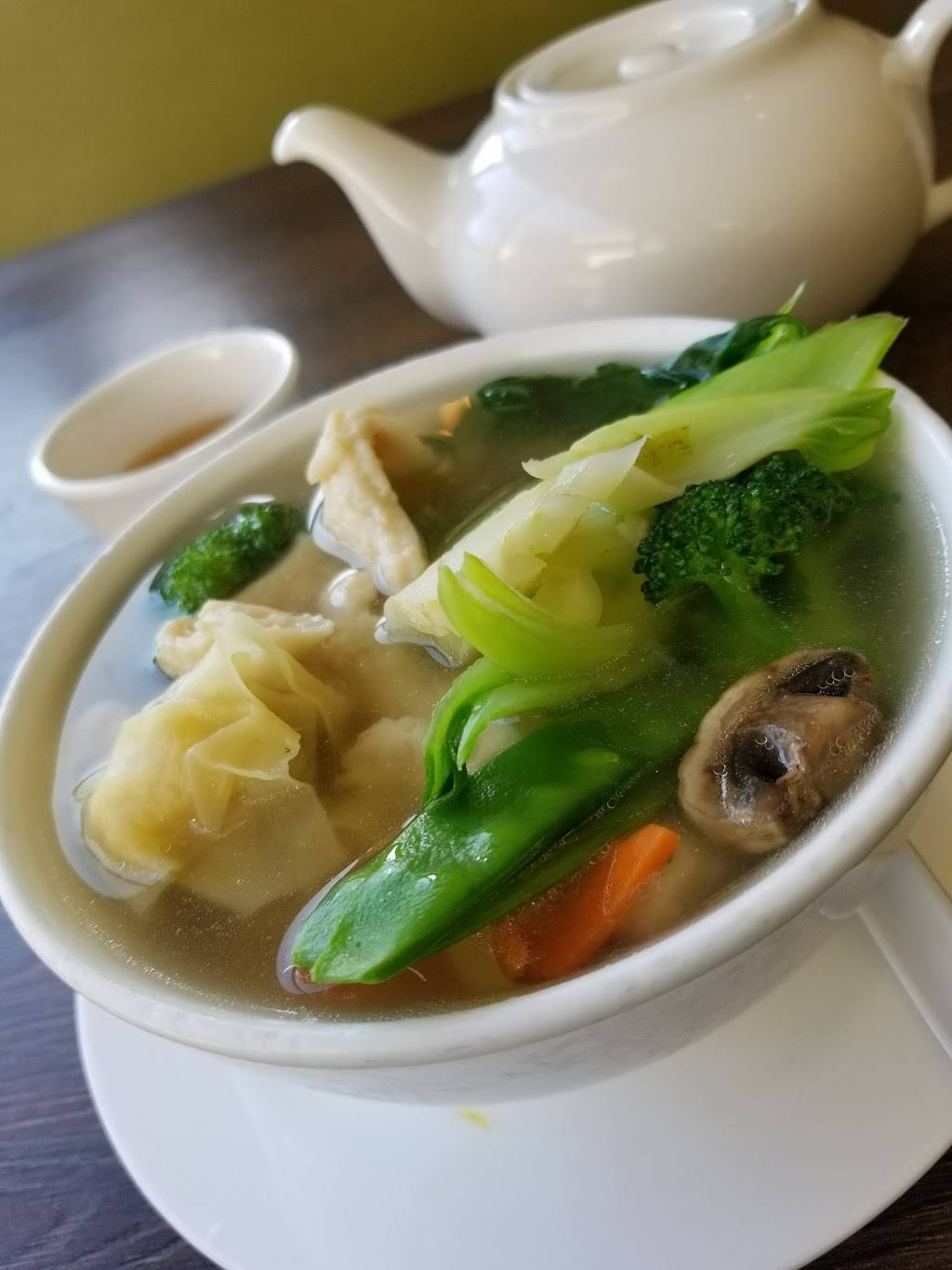 Green Apple China Bistro | restaurant | 12265 Ventura Blvd #112, Studio City, CA 91604, USA | 8189805888 OR +1 818-980-5888