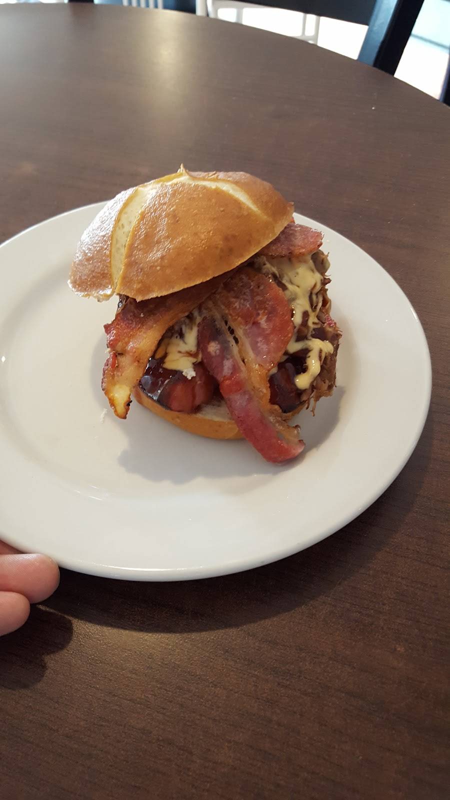 Gustos Family Pizzaria | restaurant | 10230 Old Rte 36, Dawson, IL 62520, USA | 2173644546 OR +1 217-364-4546