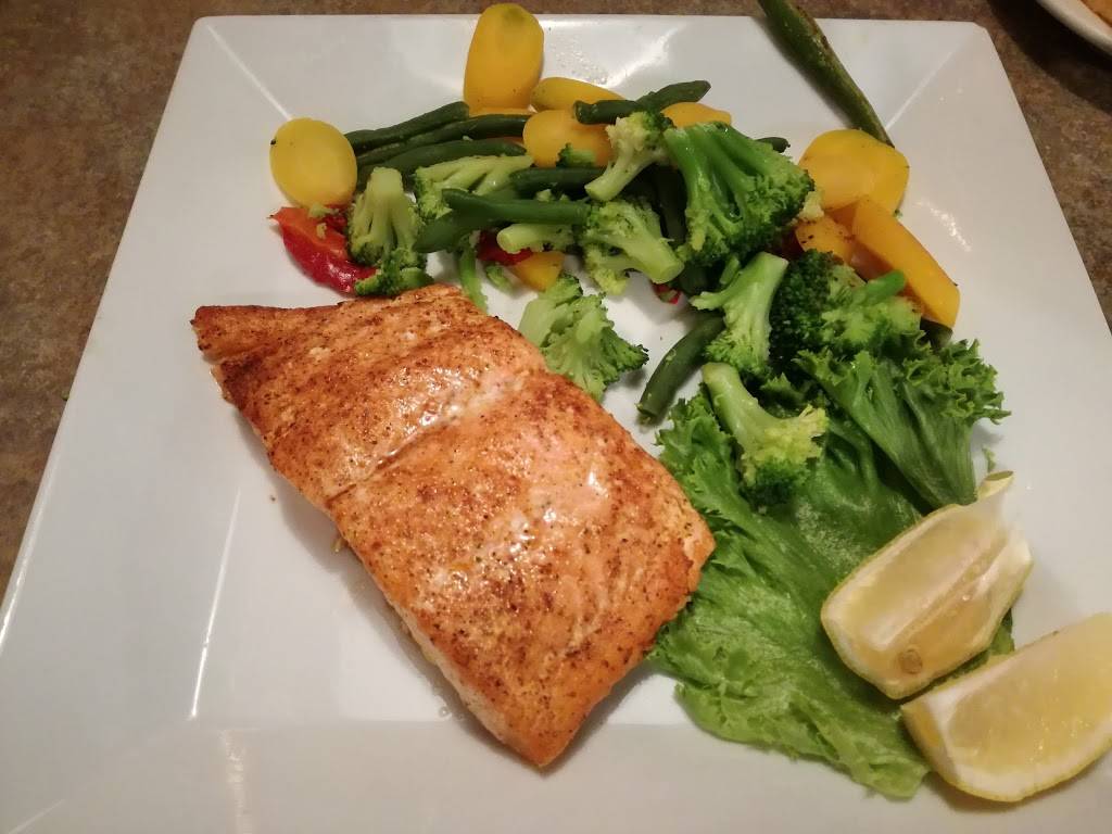 Roadside Bar & Grill | restaurant | N5575 WI-57, Plymouth, WI 53073, USA | 9208931770 OR +1 920-893-1770