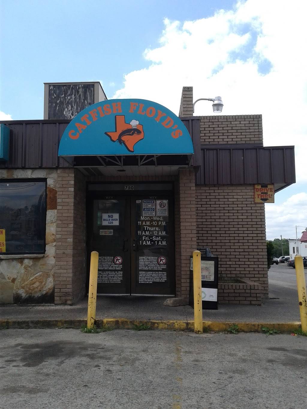 Catfish Floyds | restaurant | 710 Ann Arbor Ave, Dallas, TX 75216, USA | 2143753736 OR +1 214-375-3736