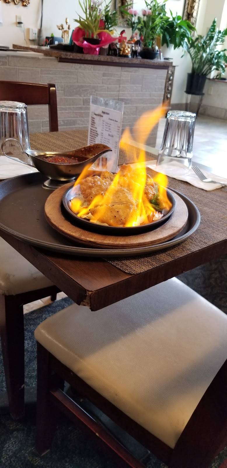 Siam Express | restaurant | 4819 W National Ave, Milwaukee, WI 53214, USA | 4146727426 OR +1 414-672-7426