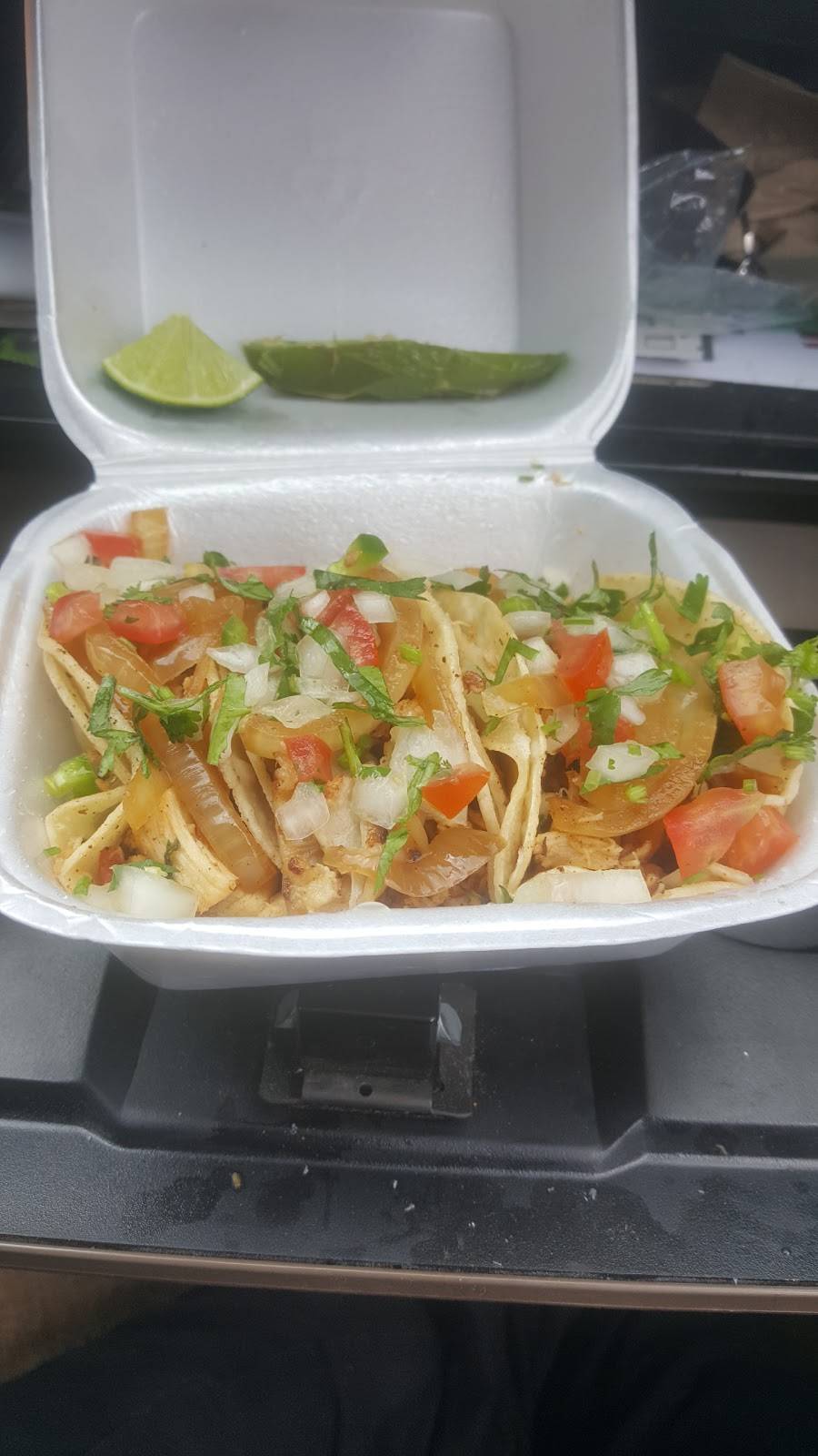 Tacos El Sinaloa | restaurant | 760 Peoria St #754, Aurora, CO 80011, USA | 7204044914 OR +1 720-404-4914