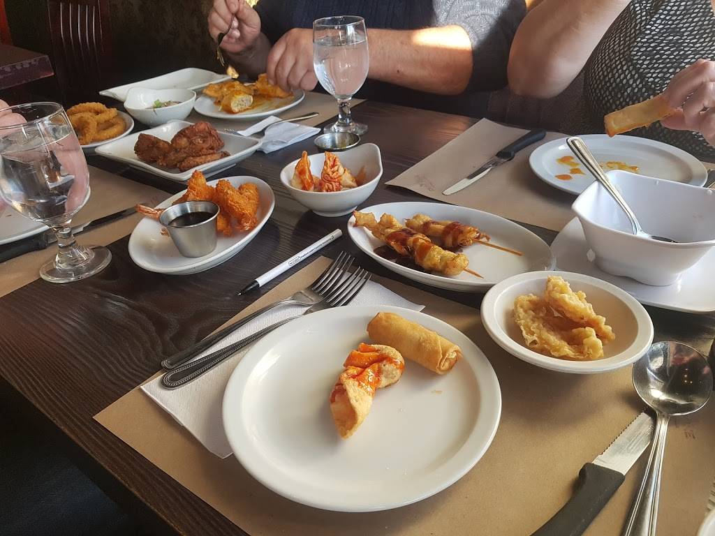 Restaurant Chin Chine | restaurant | 4810 QC-132, Sainte-Catherine, QC J5C 1V9, Canada | 4506326868 OR +1 450-632-6868