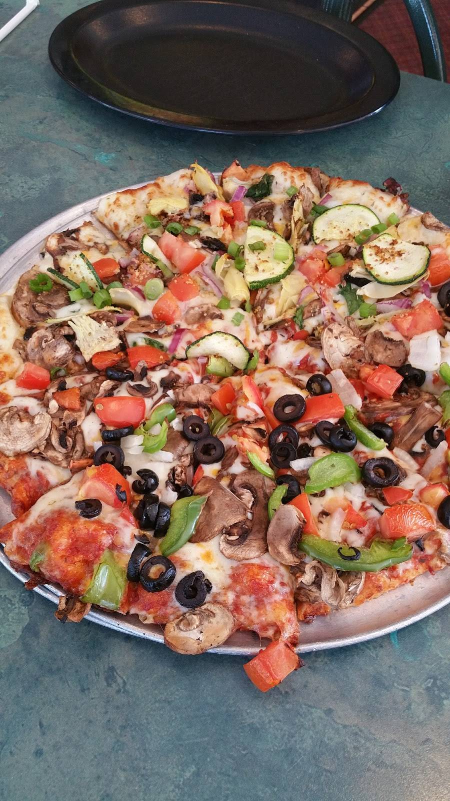 Round Table Pizza | meal delivery | 202 9th St, Marysville, CA 95901, USA | 5307401112 OR +1 530-740-1112