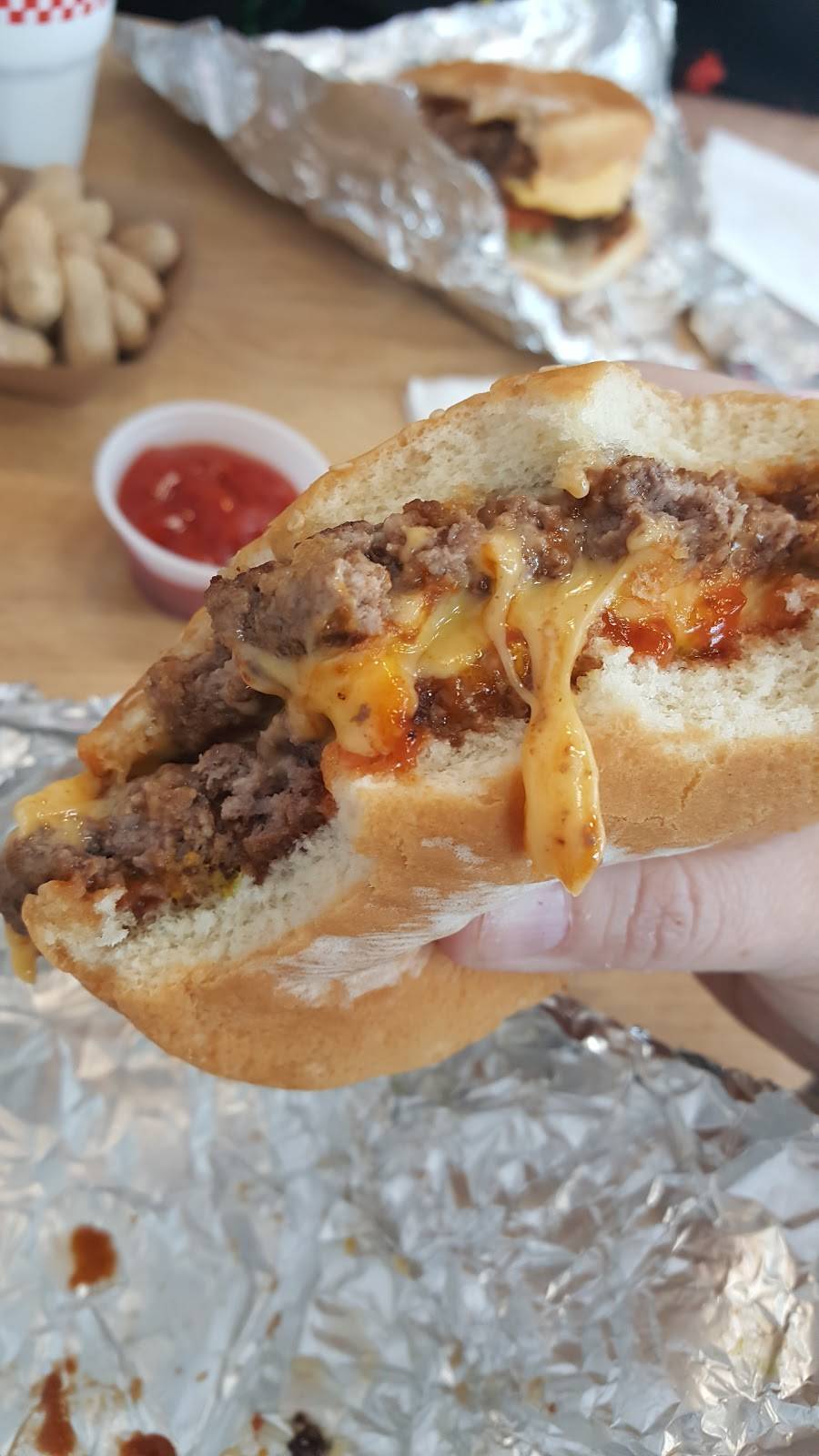 Five Guys | meal takeaway | 2050 8th Ave, West Linn, OR 97068, USA | 5035940812 OR +1 503-594-0812