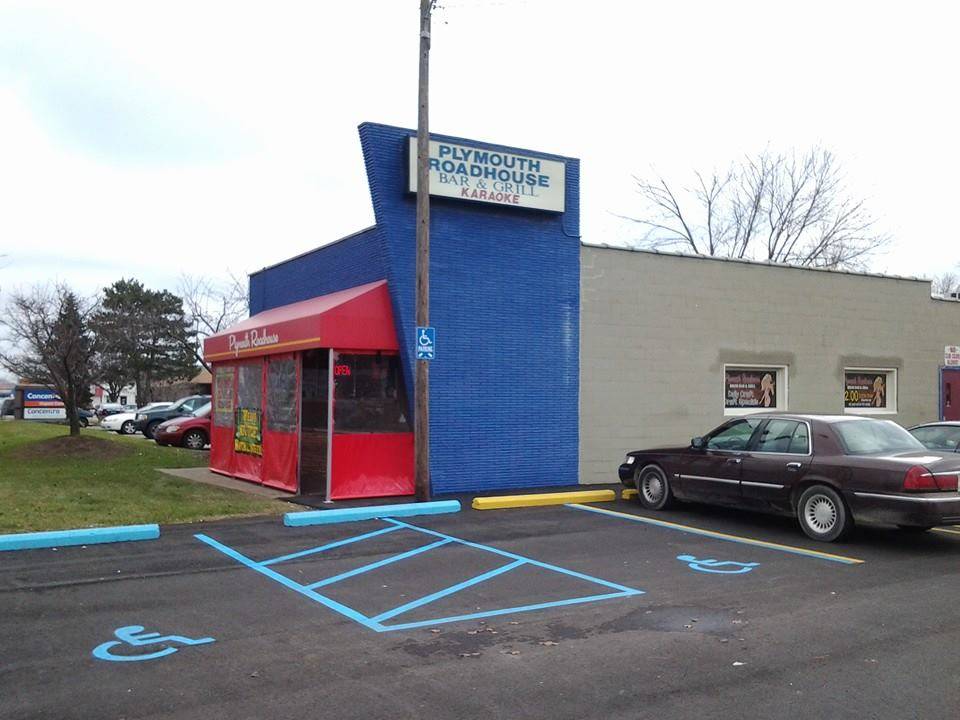 Plymouth Roadhouse | restaurant | 34101 Plymouth Rd, Livonia, MI 48150, USA | 7344217744 OR +1 734-421-7744