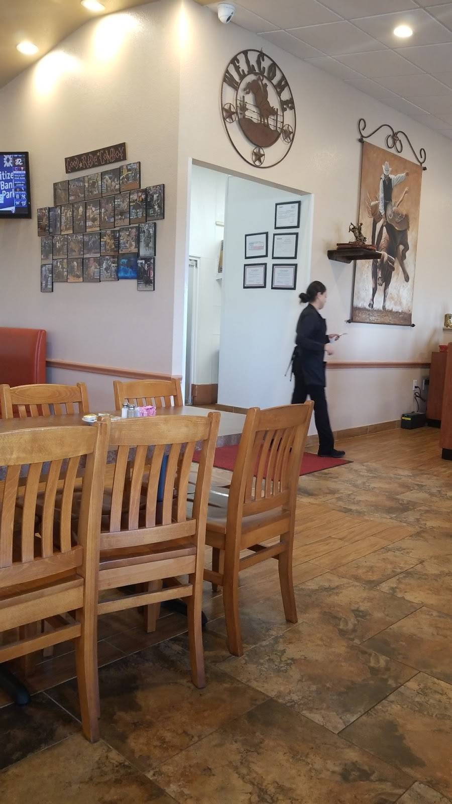 The Bulls Pen Cafe | restaurant | 717 N Bryan Belt Line Rd, Mesquite, TX 75149, USA | 9722039150 OR +1 972-203-9150