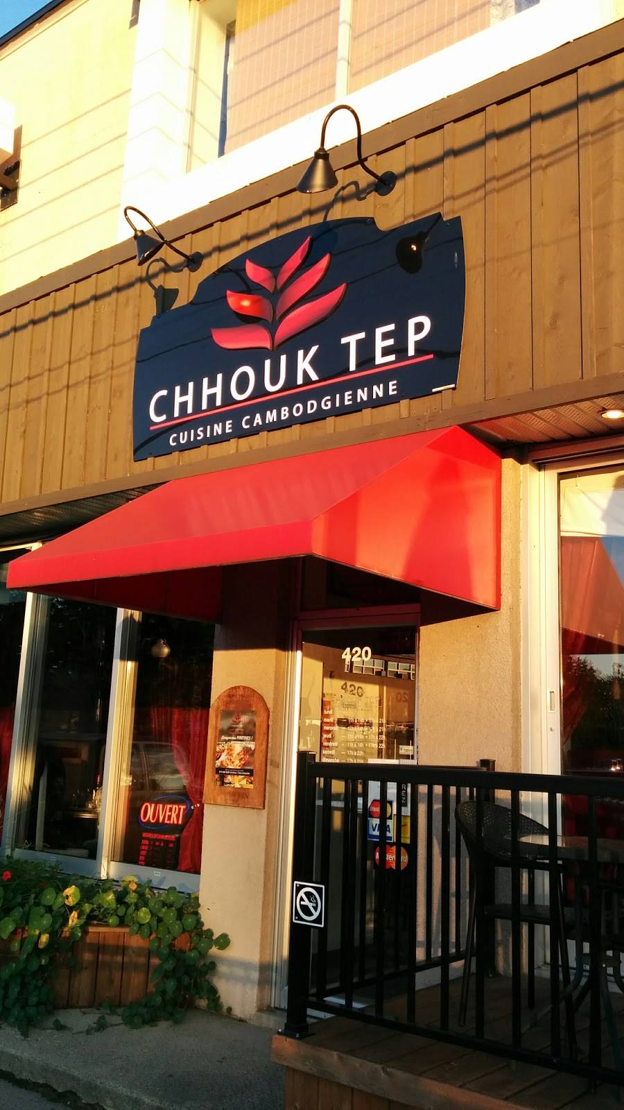 Délice Chhouk Tep | restaurant | 420 Rue Saint-Jean, Drummondville, QC J2B 1R8, Canada | 8198508339 OR +1 819-850-8339