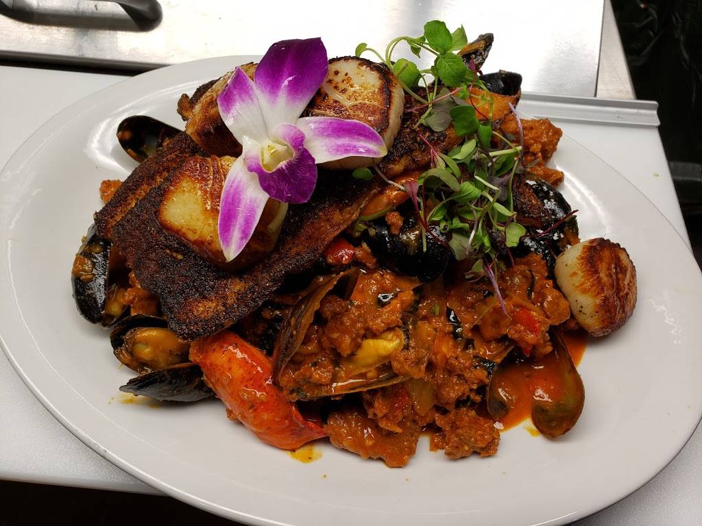 Della Roses Perry Hall Pub | restaurant | 5001 Honeygo Center Dr, Perry Hall, MD 21128, USA | 4434957642 OR +1 443-495-7642