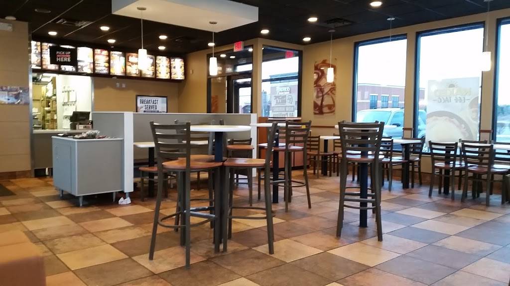 Taco Bell | meal takeaway | 5366 Wales Ave NW, Massillon, OH 44646, USA | 3308332933 OR +1 330-833-2933