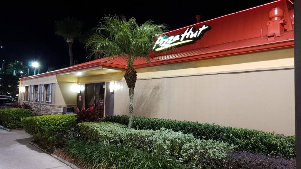 Pizza Hut | meal takeaway | 7060 International Dr, Orlando, FL 32819, USA | 4073510005 OR +1 407-351-0005