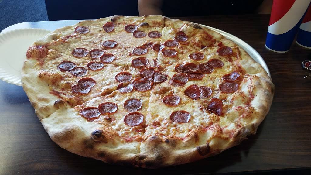 Brooklyn Pizzeria | restaurant | 912 N Spence Ave, Goldsboro, NC 27534, USA | 9197785666 OR +1 919-778-5666