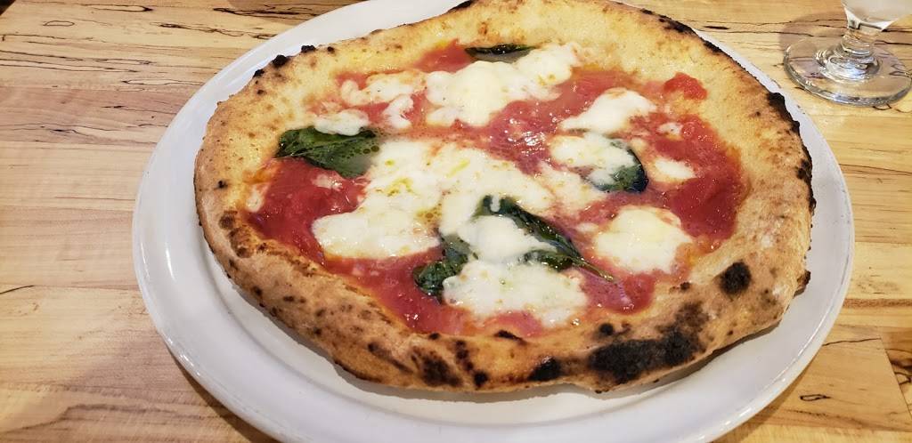 Pizzeria Antica | restaurant | 10 E Chester St, Champaign, IL 61820, USA | 2175304137 OR +1 217-530-4137