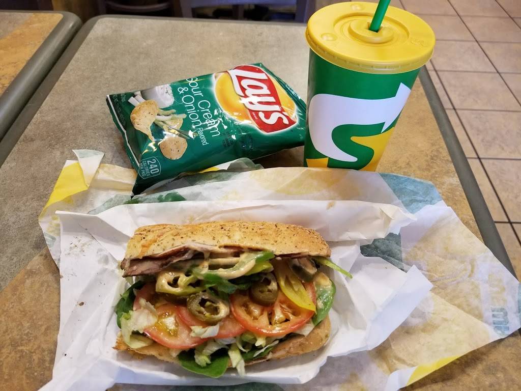 Subway Restaurants | restaurant | 715 E Bell Rd, Phoenix, AZ 85022, USA | 6029422440 OR +1 602-942-2440
