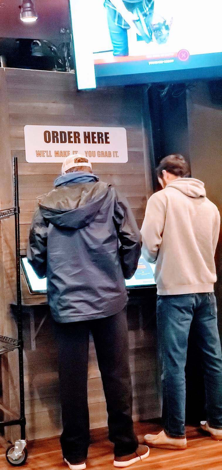 Pour & Connect | restaurant | 865 Port Republic Rd STE 125, Harrisonburg, VA 22801, USA | 5402098808 OR +1 540-209-8808